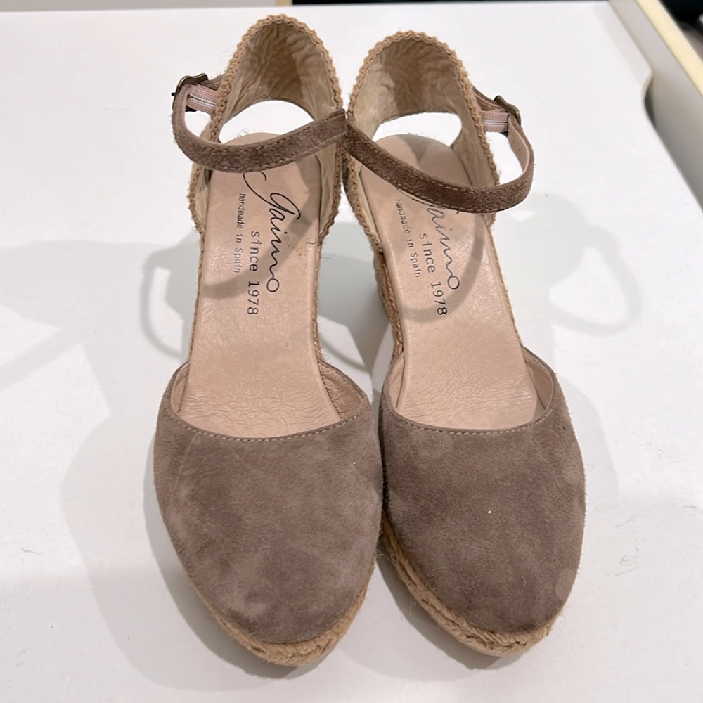 Gaimo classic wedge sandals size 37